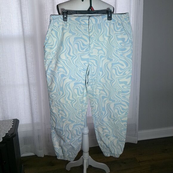 Forever 21 Pants - FOREVER 21+ Button & Zip Elastic Waist White w/Light Blue Swirl Design Pants 1XL